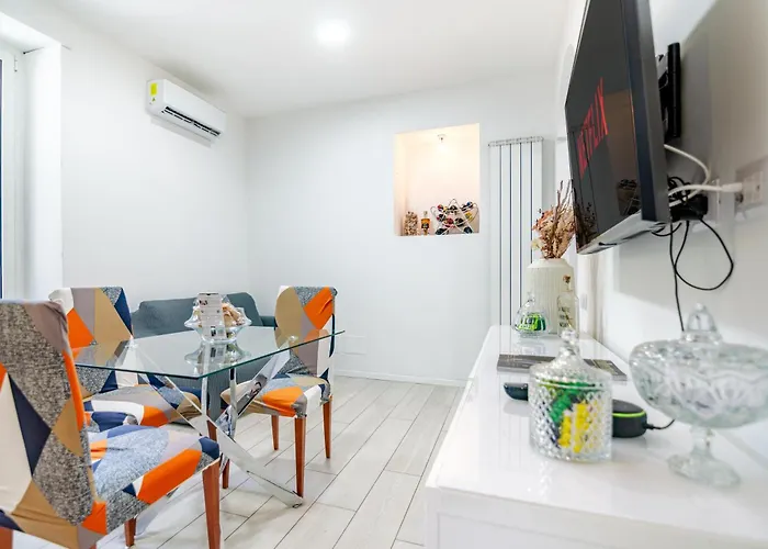Dimora Clodia-casa Intera Con Stanza Privata E Bagno In Condivisione